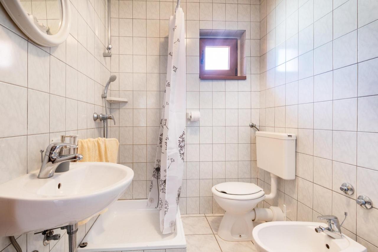 Apartments Mira Неум Экстерьер фото