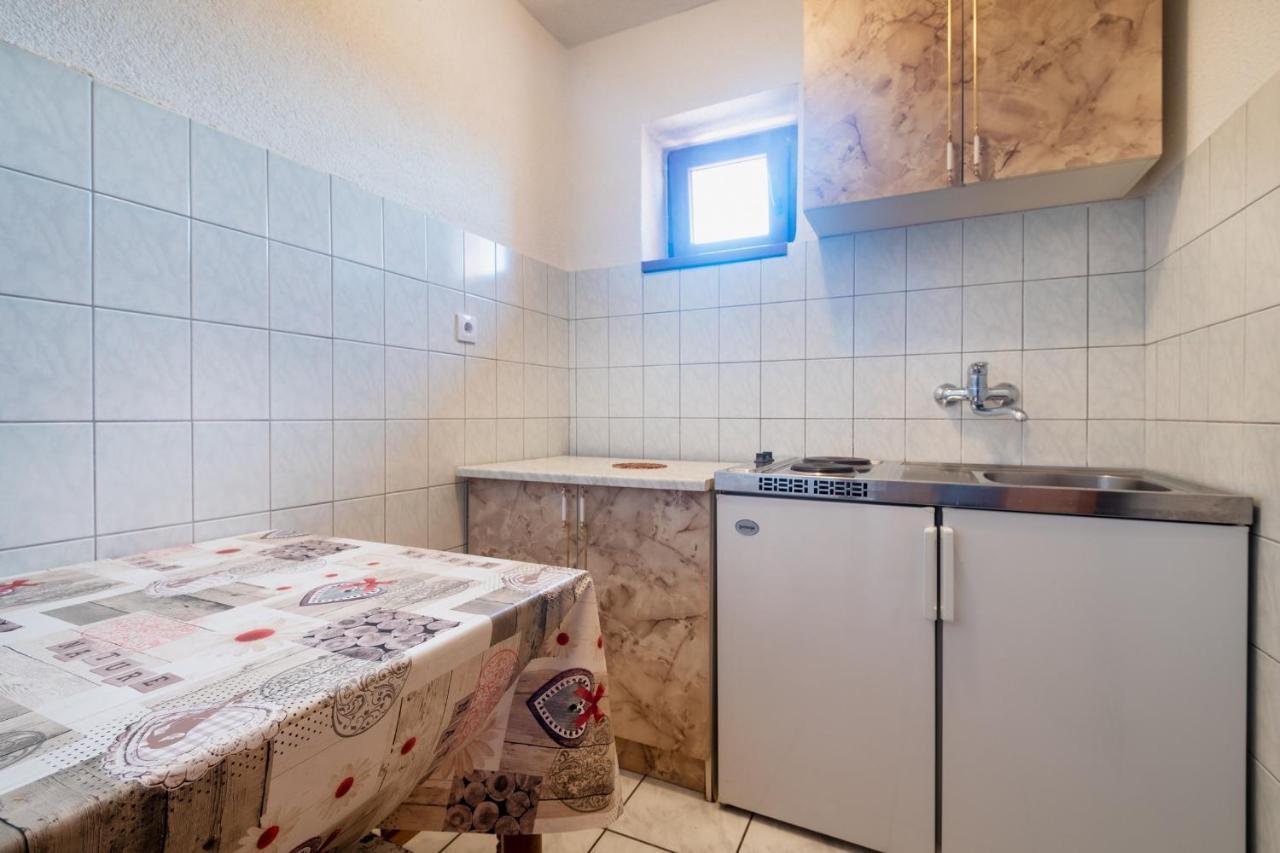 Apartments Mira Неум Экстерьер фото