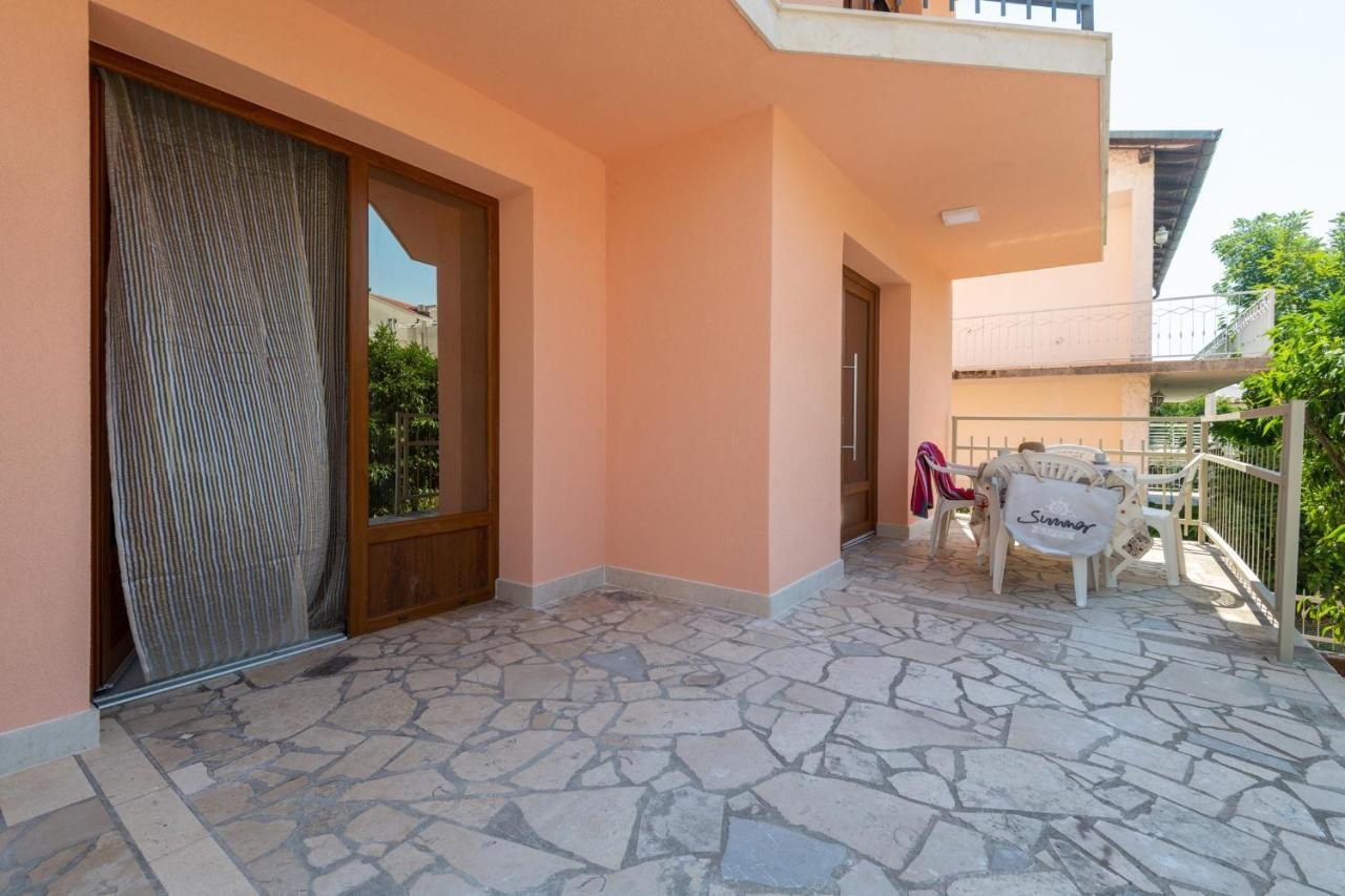 Apartments Mira Неум Экстерьер фото